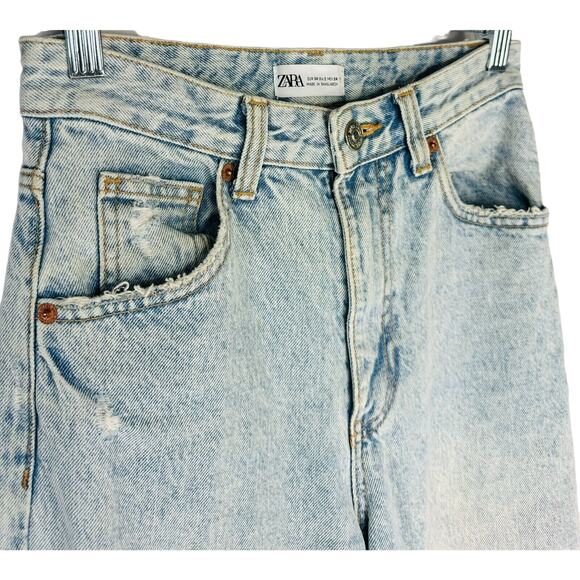 Zara High Rise Distressed Straight Leg Light Wash Jeans Size 2 - Picture 2 of 6